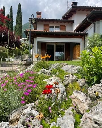 Ferienwohnung La Casa In Collina Caprino Veronese Exterior foto