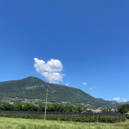 Ferienwohnung La Casa In Collina Caprino Veronese Exterior foto