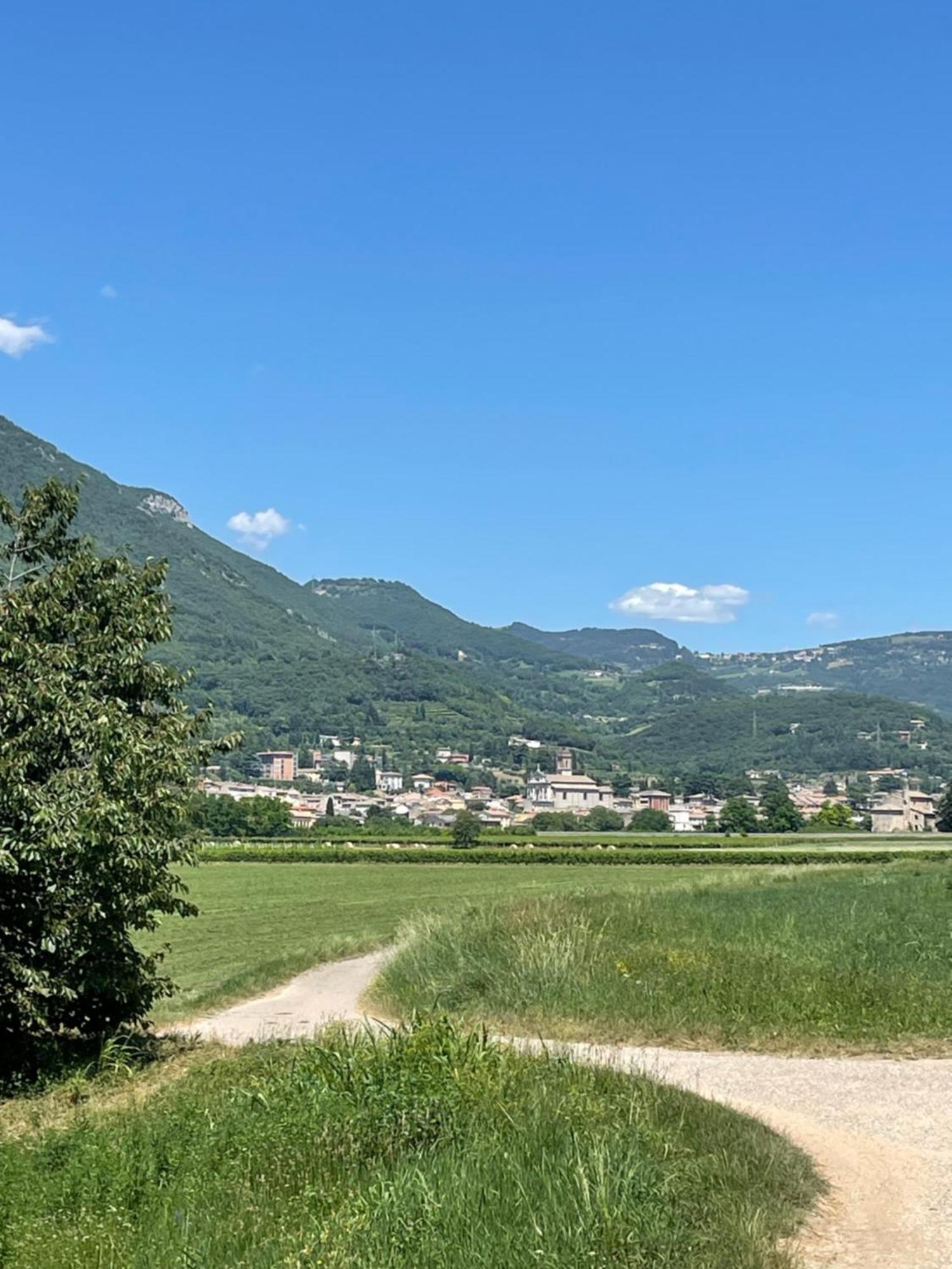 Ferienwohnung La Casa In Collina Caprino Veronese Exterior foto